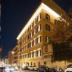 Palazzo 4 Fontane 12 ホテル 4*
