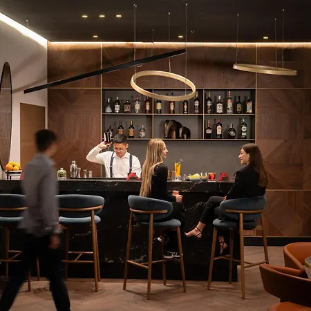 Palazzo 4 Fontane 12 Отель 4*