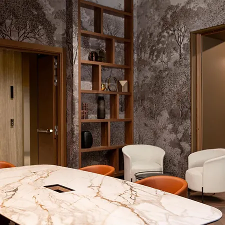 Отель Palazzo 4 Fontane 12 Рим