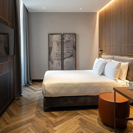 Palazzo 4 Fontane 12 Рим