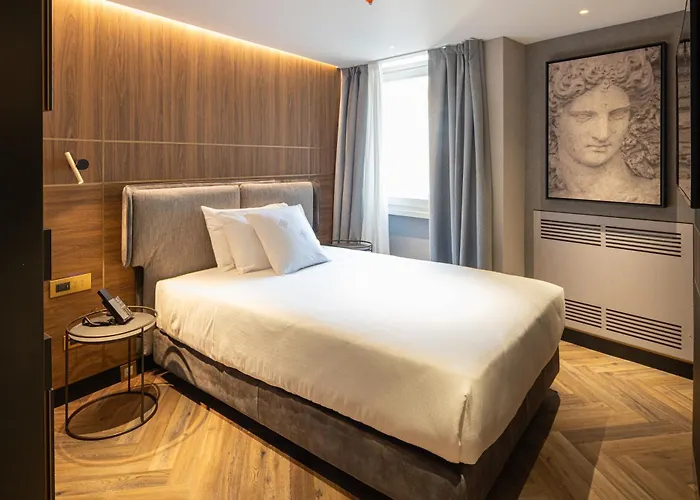 Palazzo 4 Fontane 12 4* Рим