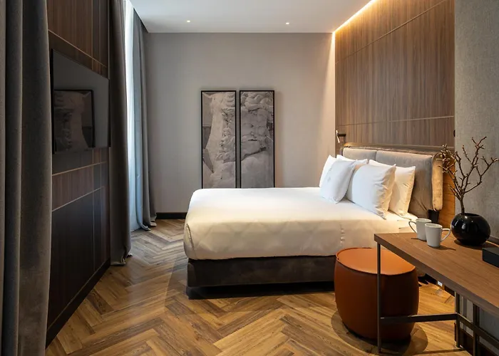 Palazzo 4 Fontane 12 Рим