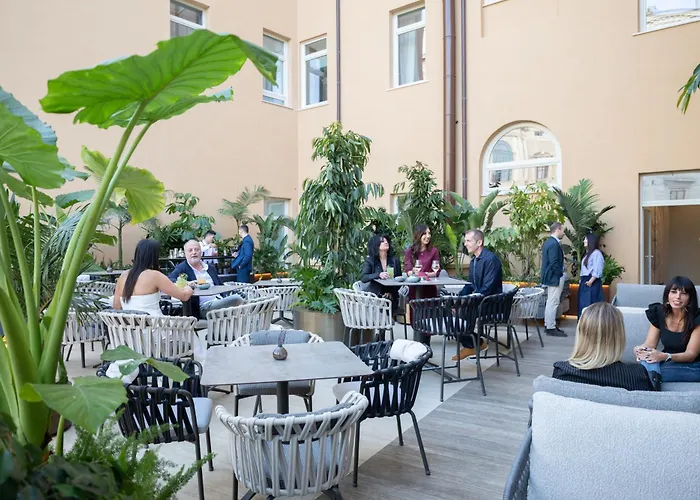 Palazzo 4 Fontane 12 Отель 4*