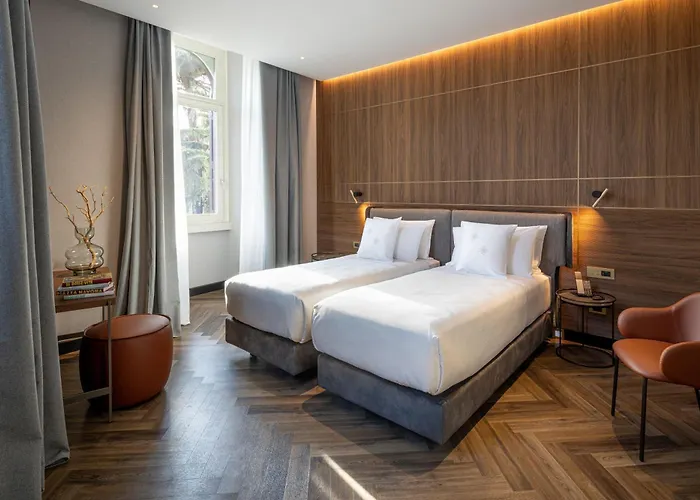 Palazzo 4 Fontane 12 Рим